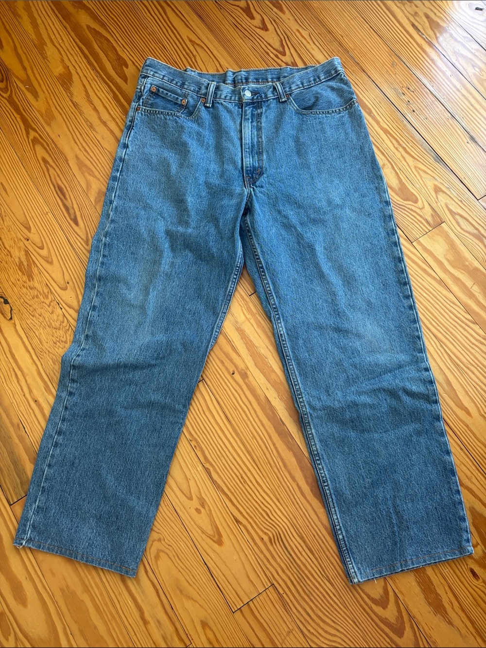 Levi's Men's Light Blue Relaxed Straight Jeans 38x29